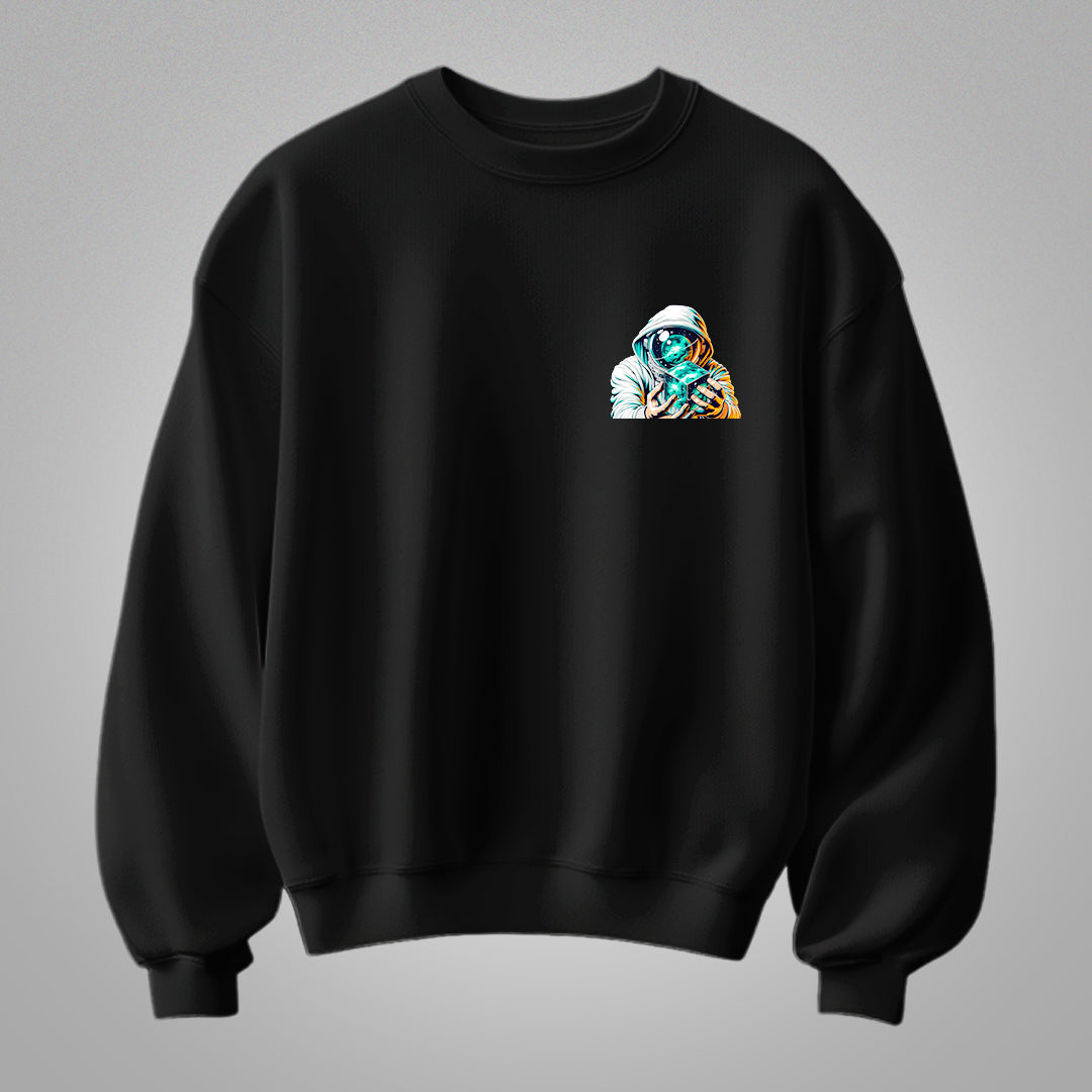 Ignite your cosmic passion with the "Cosmic Catalyst - Astronaut Sweatshirt" by Fitup. This dynamic piece features a bold astronaut design that captures the mystery and energy of space. Designed for ultimate comfort and style, it’s a perfect fit for every sweatshirts lover looking to showcase their love for the universe.