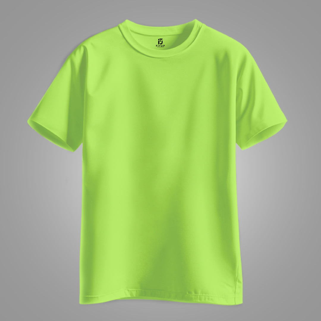 Stay classic and comfortable with the Light Green Regular Basic Tee by Fitup. Designed for everyday wear, this regular t-shirt offers a timeless silhouette and unbeatable comfort. Whether you're layering or wearing it solo, this plain t-shirt is a wardrobe essential. Fitup’s basic tee combines simplicity with quality, making it the perfect go-to for a free regular fit look.