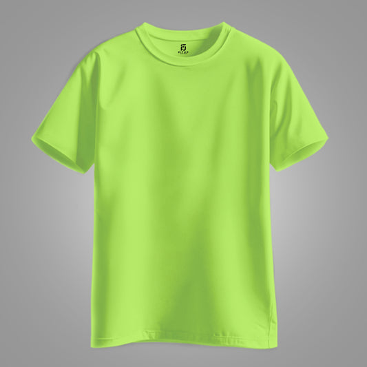 Stay classic and comfortable with the Light Green Regular Basic Tee by Fitup. Designed for everyday wear, this regular t-shirt offers a timeless silhouette and unbeatable comfort. Whether you're layering or wearing it solo, this plain t-shirt is a wardrobe essential. Fitup’s basic tee combines simplicity with quality, making it the perfect go-to for a free regular fit look.